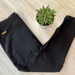 Lole Black Workout Leggings CutOut at Ankles. Size: Medium.